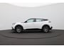 Peugeot e-2008 EV Active Pack 50 kWh LED | 16" Lichtmetaal | Parkeersensoren Achter | Carplay | Cruise | Bluetooth | Climate Control | Airco (automatisch) | Apple Carplay/Android Auto|telefoonintegratie premium | Bluetooth telefoonvoorbereiding