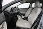 Volvo V40 2.0 D4 Momentum Business - Navi, Clima, Cruise, Trekhaak