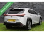 Lexus UX 250h Premium Edition LEDER/CAMERA/ACC/STOELVW/ETC.!