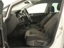 Volkswagen Golf 1.5 TSI Highline | 1e eigenaar | Virtual Cockpit | Adaptive cruise | Camera | Full LED | Carplay | Navigatie | Climate control | Parkeerhulp