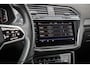 Volkswagen Tiguan 1.4 TSI 245pk eHybrid R-Line Business | Panoramadak | 360 Camera | Head-up Display | Trekhaak | 20" LMV