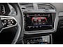 Volkswagen Tiguan 1.4 TSI 245pk eHybrid R-Line Business | Panoramadak | 360 Camera | Head-up Display | Trekhaak | 20" LMV