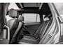 Volkswagen Tiguan 1.4 TSI 245pk eHybrid R-Line Business | Panoramadak | 360 Camera | Head-up Display | Trekhaak | 20" LMV