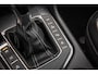 Volkswagen Tiguan 1.4 TSI 245pk eHybrid R-Line Business | Panoramadak | 360 Camera | Head-up Display | Trekhaak | 20" LMV