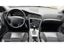 Volvo V70 2.4 Kinetic AUTOMAAT 170PK / TREKHAAK