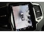 Volvo XC90 T8 455PK Automaat Recharge AWD Ultimate Bright Long Range / Panoramisch schuif-kanteldak / Luchtvering / Semi elektrisch wegklapbare trekhaak / 21" lichtmetalen velgen