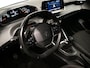 Peugeot 208 1.2 PureTech Active Sport (APPLE CARPLAY,NAVI,CRUISE,PDC,CLIMATE,LED,WHITE EDITION,SPORTSTOELEN,NETTE STAAT)