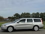 Volvo V70 2.4 MOM. LEDER STL VERW TREKH SPOILER