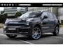 Lynk & Co 01 1.5 Plug-in Hybrid | Panoramadak | 360 Camera | Adaptive cruise control | 20" velgen | Navigatie | Apple Carplay / Android Auto | LED koplampen |