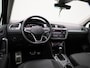 Volkswagen Tiguan 1.4 TSI eHybrid Life Business 245 PK | Volledig Dealer Onderhouden | Trekhaak | 360 Camera | Dodehoek Detectie | Plug-In | Navigatie | Achterklep Elektrisch | Stoelverwarming | LED Matrix Koplampen |
