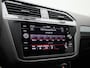 Volkswagen Tiguan 1.4 TSI eHybrid Life Business 245 PK | Volledig Dealer Onderhouden | Trekhaak | 360 Camera | Dodehoek Detectie | Plug-In | Navigatie | Achterklep Elektrisch | Stoelverwarming | LED Matrix Koplampen |