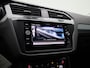 Volkswagen Tiguan 1.4 TSI eHybrid Life Business 245 PK | Volledig Dealer Onderhouden | Trekhaak | 360 Camera | Dodehoek Detectie | Plug-In | Navigatie | Achterklep Elektrisch | Stoelverwarming | LED Matrix Koplampen |