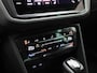 Volkswagen Tiguan 1.4 TSI eHybrid Life Business 245 PK | Volledig Dealer Onderhouden | Trekhaak | 360 Camera | Dodehoek Detectie | Plug-In | Navigatie | Achterklep Elektrisch | Stoelverwarming | LED Matrix Koplampen |