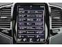 Volvo XC90 T8 Recharge AWD Inscription - LONG RANGE - Panorama/schuifdak - IntelliSafe Assist & Surround - Harman/Kardon audio - 360º Camera - Adaptieve LED koplampen - Verwarmde voorstoelen, stuur & achterbank - Parkeersensoren voor & achter - Head up display - Verwarmde voorstoelen & stuur - Draadloze tel. lader - Standkachel - Extra getint glas - 20" LMV