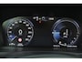 Volvo XC90 T8 Recharge AWD Inscription - LONG RANGE - Panorama/schuifdak - IntelliSafe Assist & Surround - Harman/Kardon audio - 360º Camera - Adaptieve LED koplampen - Verwarmde voorstoelen, stuur & achterbank - Parkeersensoren voor & achter - Head up display - Verwarmde voorstoelen & stuur - Draadloze tel. lader - Standkachel - Extra getint glas - 20" LMV