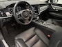 Volvo S90 2.0 T4 Momentum Als nieuw!!! | Achterbank verwarmd | Achteropkomend verkeer waarschuwing | Apple CarPlay / Android Auto incl. extra USB-poort