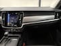 Volvo S90 2.0 T4 Momentum Als nieuw!!! | Achterbank verwarmd | Achteropkomend verkeer waarschuwing | Apple CarPlay / Android Auto incl. extra USB-poort