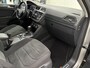 Volkswagen Tiguan 1.4 TSI 4Motion 4x4 Highline | 18" Lichtmetalen velgen 'Kingston' | Achteropkomend verkeer waarschuwing | Airco (automatisch) AUTOMAAT