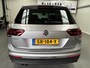 Volkswagen Tiguan 1.4 TSI 4Motion 4x4 Highline NIEUWSTAAT !! | 18" Lichtmetalen velgen 'Kingston' | Achteropkomend verkeer waarschuwing | Airco (automatisch)