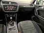 Volkswagen Tiguan 1.4 TSI 4Motion Highline NIEUWSTAAT !! | 18" Lichtmetalen velgen 'Kingston' | Achteropkomend verkeer waarschuwing | Airco (automatisch)