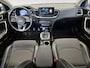 Kia Ceed 1.0 T-GDi DynamicPlusLine | Climate Control | Navigatie | Carplay/Android Auto | Camera | Stoelverwarming | Stuurverwarming | Half Lederen Bekleding | Digitaal Dashboard |