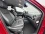 Hyundai Kona 1.6 GDI HEV Premium / 1.300 kg Afn. trekhaak / Dealer onderhouden / HUD / Adapt. CC / Stuur- en stoelverwarming / Stoelventilatie / Navigatie / Achteruitrijcamera / Apple Carplay Android / 18" LM wielen /