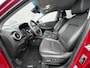 Hyundai Kona 1.6 GDI HEV Premium / 1.300 kg Afn. trekhaak / Dealer onderhouden / HUD / Adapt. CC / Stuur- en stoelverwarming / Stoelventilatie / Navigatie / Achteruitrijcamera / Apple Carplay Android / 18" LM wielen /