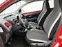 Toyota Aygo 1.0 VVT-i x-joy | Apple Carplay/Android Auto | LM velgen |