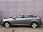 Volvo V60 1.5 T2 Nordic+ | Bi-Xenon | Standkachel | Stoelverwarming | Parkeersensoren | High Performance audio |