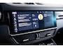 Porsche Cayenne 3.0 E-Hybrid Panoramadak - Comfortstoelen - Stuurbekrachtiging Plus - Sport Chrono Pakket - Sound systeem BOSE - Head Up - Parkassist voor/achter - 3D Surround View - Luchtvering  -
