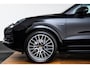 Porsche Cayenne 3.0 E-Hybrid Panoramadak - Comfortstoelen - Stuurbekrachtiging Plus - Sport Chrono Pakket - Sound systeem BOSE - Head Up - Parkassist voor/achter - 3D Surround View - Luchtvering  -