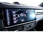 Porsche Cayenne 3.0 E-Hybrid Panoramadak - Comfortstoelen - Stuurbekrachtiging Plus - Sport Chrono Pakket - Sound systeem BOSE - Head Up - Parkassist voor/achter - 3D Surround View - Luchtvering  -