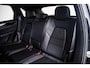 Porsche Cayenne 3.0 E-Hybrid Panoramadak - Comfortstoelen - Stuurbekrachtiging Plus - Sport Chrono Pakket - Sound systeem BOSE - Head Up - Parkassist voor/achter - 3D Surround View - Luchtvering  -