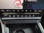Renault Espace E-Tech full hybrid 200 iconic 7p. Automaat / 7 Persoons / HUD / Apple Carplay Android Auto / Pack Advanced Drive Assist / Stuur-, Stoel en Voorruitverwarming / Rondomzicht camera / Stoel met massage functie /
