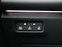 Volkswagen Tiguan 1.5 eTSI 130 pk DSG Life Edition | LED | Navigatie | Zwenkbare Trekhaak | ACC | App Connect | Achteruitrijcamera | Stoelverwarming |