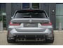 BMW M3 Touring Competition 510pk xDrive Widescreen Frozen grey *BTW* Head-up Adaptive cruise CSL grille 21" LMV