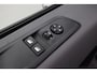 Toyota PROACE Electric Worker 50kWh Normal Range Navigator | Trekhaak | Navigatie | Camera | Cruise Control | Airco | 3-zits | Apple Carplay / Android Auto | Betonplex | Sidebars