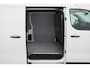 Toyota PROACE Electric Worker 50kWh Normal Range Navigator | Trekhaak | Navigatie | Camera | Cruise Control | Airco | 3-zits | Apple Carplay / Android Auto | Betonplex | Sidebars