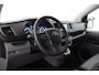 Toyota PROACE Electric Worker 50kWh Normal Range Navigator | Trekhaak | Navigatie | Camera | Cruise Control | Airco | 3-zits | Apple Carplay / Android Auto | Betonplex | Sidebars