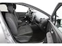 Renault Clio Estate 0.9 TCe Limited | Parkeersensoren achter | Cruise control | Airco | Keyless entry & start |