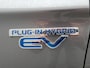 Mitsubishi Outlander 2.4 PHEV Intense / Dealeronderhouden / Fabrieksgarantie / 1.500 kg trekgewicht / Winterwielen / Camera / Navigatie / Apple Carplay / Android Auto / Verwarmde voorstoelen /