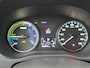Mitsubishi Outlander 2.4 PHEV Intense / Dealeronderhouden / Fabrieksgarantie / 1.500 kg trekgewicht / Winterwielen / Camera / Navigatie / Apple Carplay / Android Auto / Verwarmde voorstoelen /