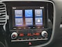Mitsubishi Outlander 2.4 PHEV Intense / Dealeronderhouden / Fabrieksgarantie / 1.500 kg trekgewicht / Winterwielen / Camera / Navigatie / Apple Carplay / Android Auto / Verwarmde voorstoelen /