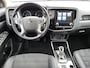 Mitsubishi Outlander 2.4 PHEV Intense / Dealeronderhouden / Fabrieksgarantie / 1.500 kg trekgewicht / Winterwielen / Camera / Navigatie / Apple Carplay / Android Auto / Verwarmde voorstoelen /