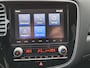 Mitsubishi Outlander 2.4 PHEV Intense / Dealeronderhouden / Fabrieksgarantie / 1.500 kg trekgewicht / Winterwielen / Camera / Navigatie / Apple Carplay / Android Auto / Verwarmde voorstoelen /