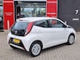 Toyota Aygo X X-PLAY CAMERA AIRCO APPLE CAR PLAY & ANDROID AUTO