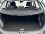Hyundai Kona 1.6 GDI HEV Fashion Automaat / 1.300 kg trekgewicht / Dealer onderhouden / CC / Stuur- en stoelverwarming / Navigatie / Achteruitrijcamera / Apple Carplay Android / 18" LM wielen /