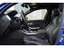 BMW 3-Serie Touring 318i M-Sport Automaat | Panoramadak | Carbon Interieur | Laser Koplampen
