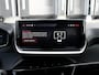 Peugeot 2008 Allure 1.2 PureTech 130pk Automaat PDC + CAM. | CRUISE.C | DAB | NAVI | 17''LM | FLIPPERS | APPLE-CARPLAY