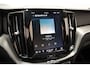 Volvo XC60 2.0 B4 MHEV R-Design Facelift [ Panorama Leder Apple/Android Trekhaak ]